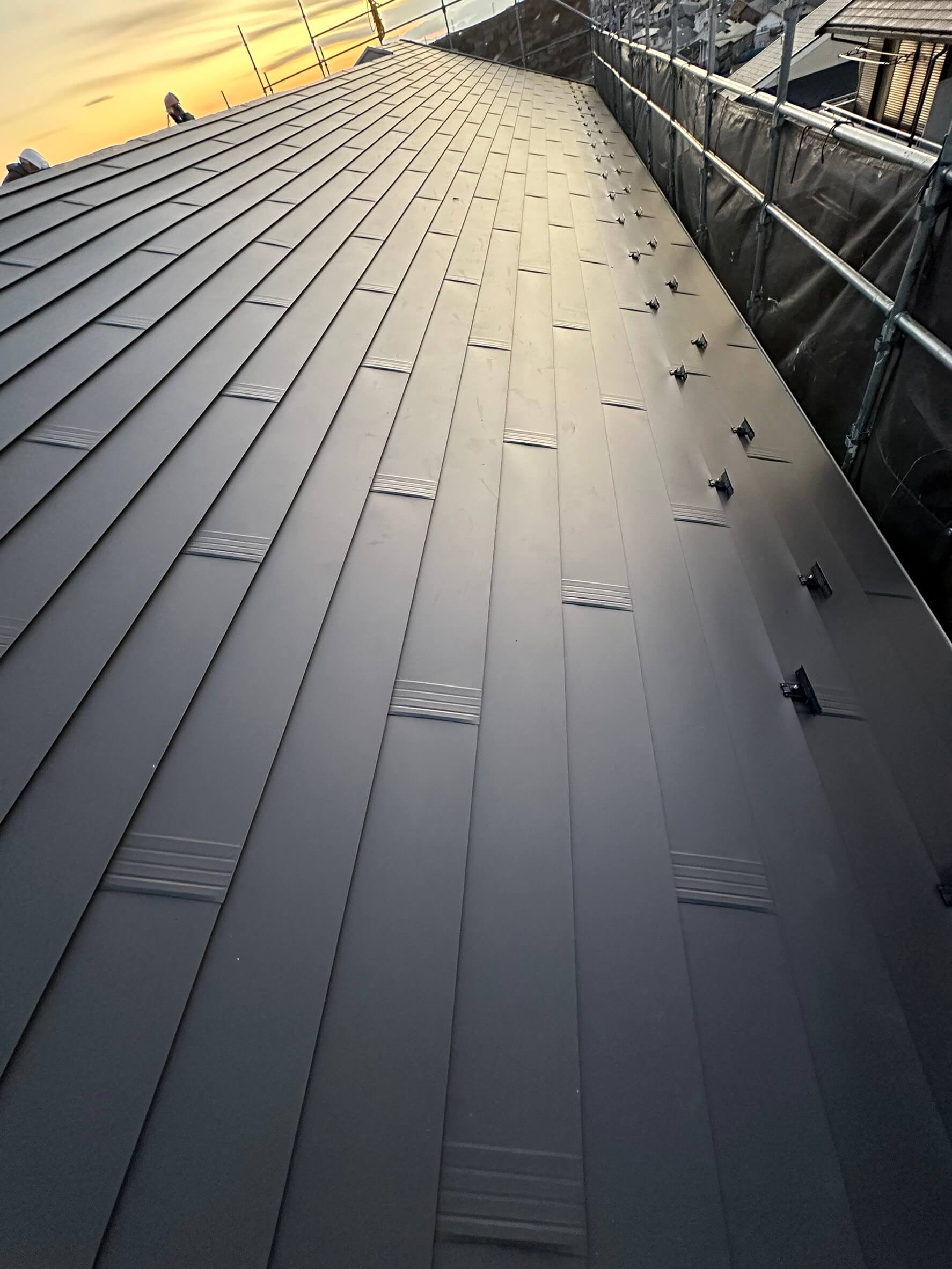 アパート改修屋根工事施工風景